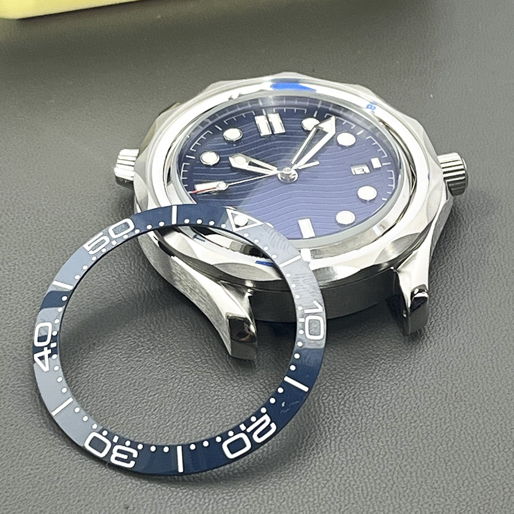ステンレススチール 41mm 機械式メンズウォッチ、ブラック - Luxury Watch Omega のレビューと価格