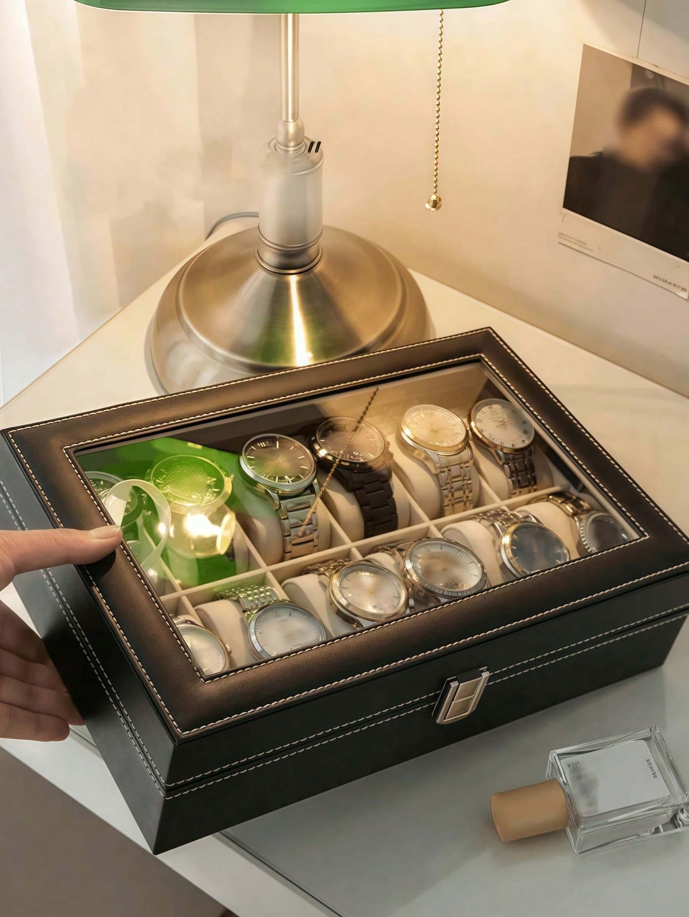 ロック付きレザー時計ボックス、大容量時計ディスプレイケース、 - Luxury Watch Holder のレビューと価格