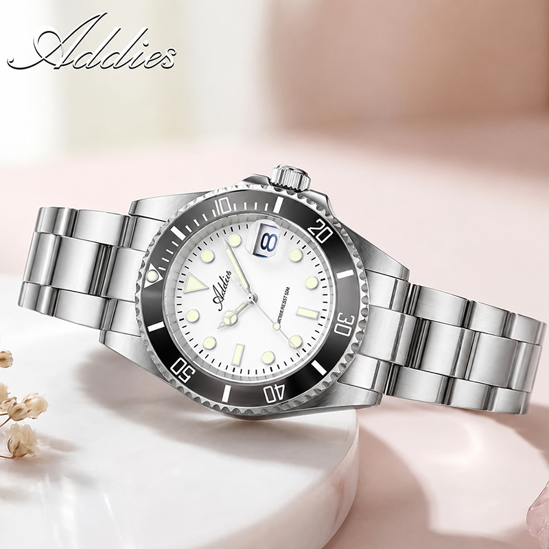 ADDIES 36 ミリメートル 50 メートル防水女性の腕 - Luxury Watch For Women のレビューと価格