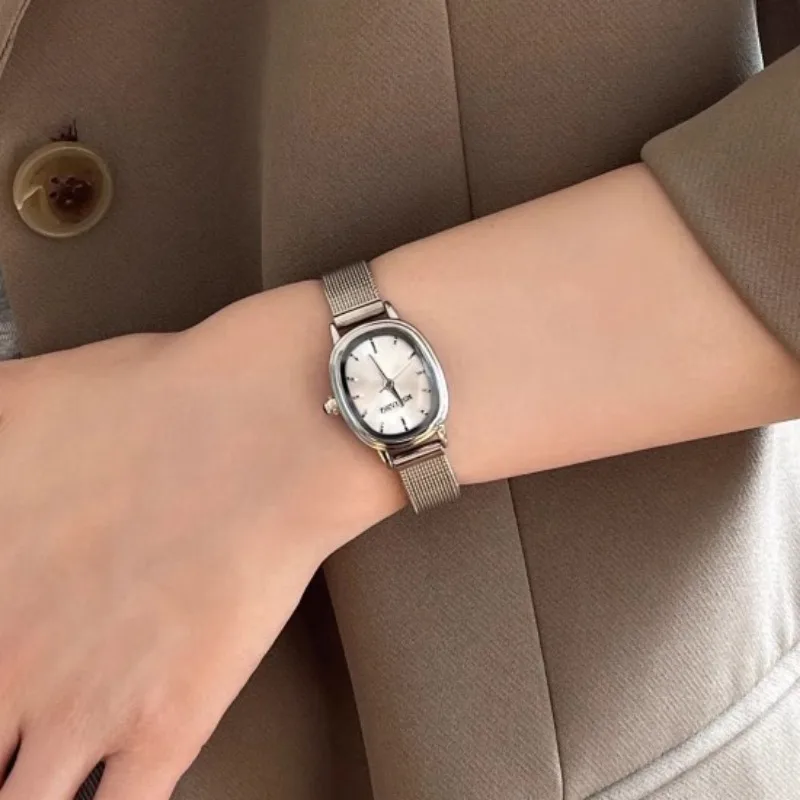 小さなオーバルダイヤルグリーン腕時計シンプルなステンレス鋼レ - Luxury Watch For Women のレビューと価格